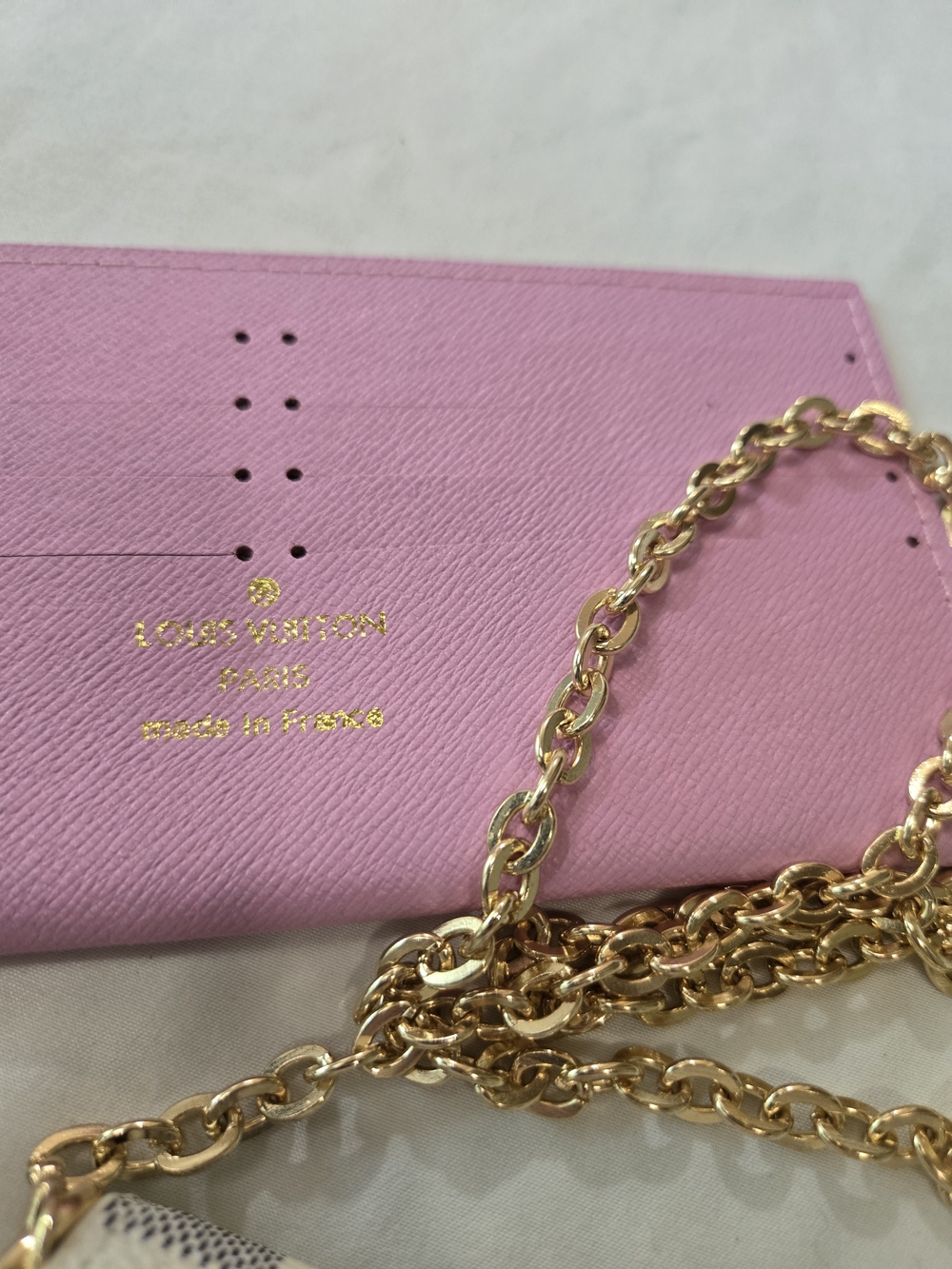 Adorable Damier Azur Pink-Trim Chain Pochette with Gold Chain - Picture 5 of 11